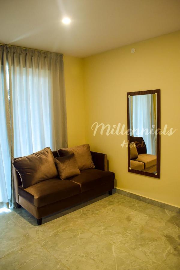 Millennials Hotel Anekal Extérieur photo