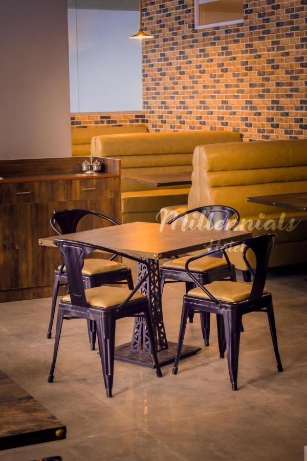 Millennials Hotel Anekal Extérieur photo